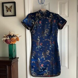 Gorgeous Satin Blue Cheongsam in Oriental Floral